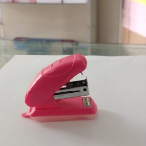 Grampeador mini bazze