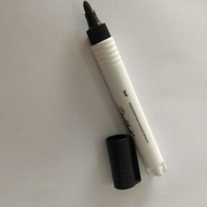 Marcador de quadro branco / cor preto